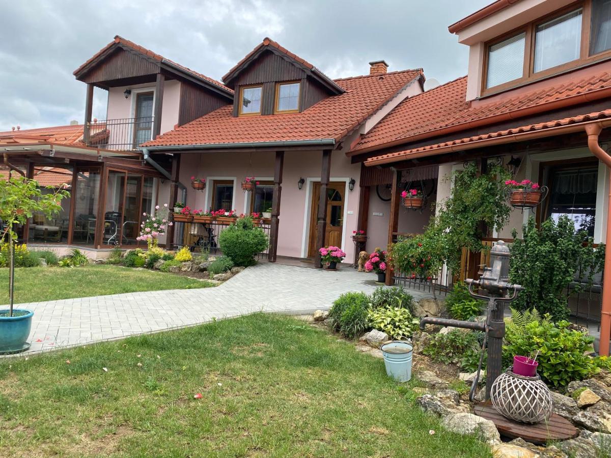 "Na Skale " Apartment In Center, Free Parking Bojnice Dış mekan fotoğraf